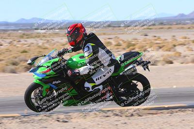 media/Dec-10-2023-SoCal Trackdays (Sun) [[0ce70f5433]]/Turn 9 Inside Set 1 (1115am)/